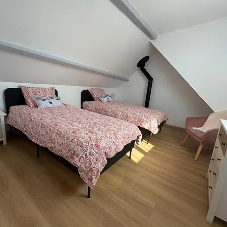 Au Pre De La Thiétreville